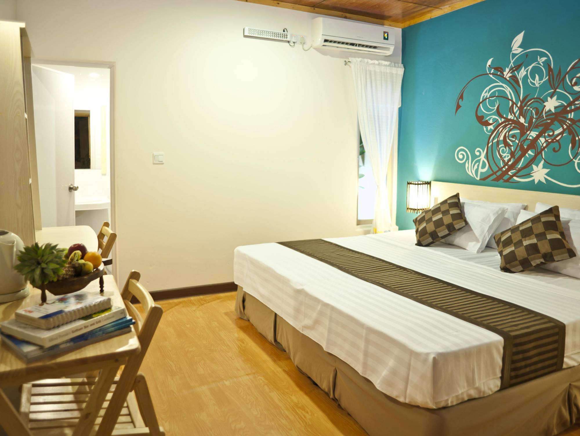 Stingray Beach Inn Maafushi Exterior foto