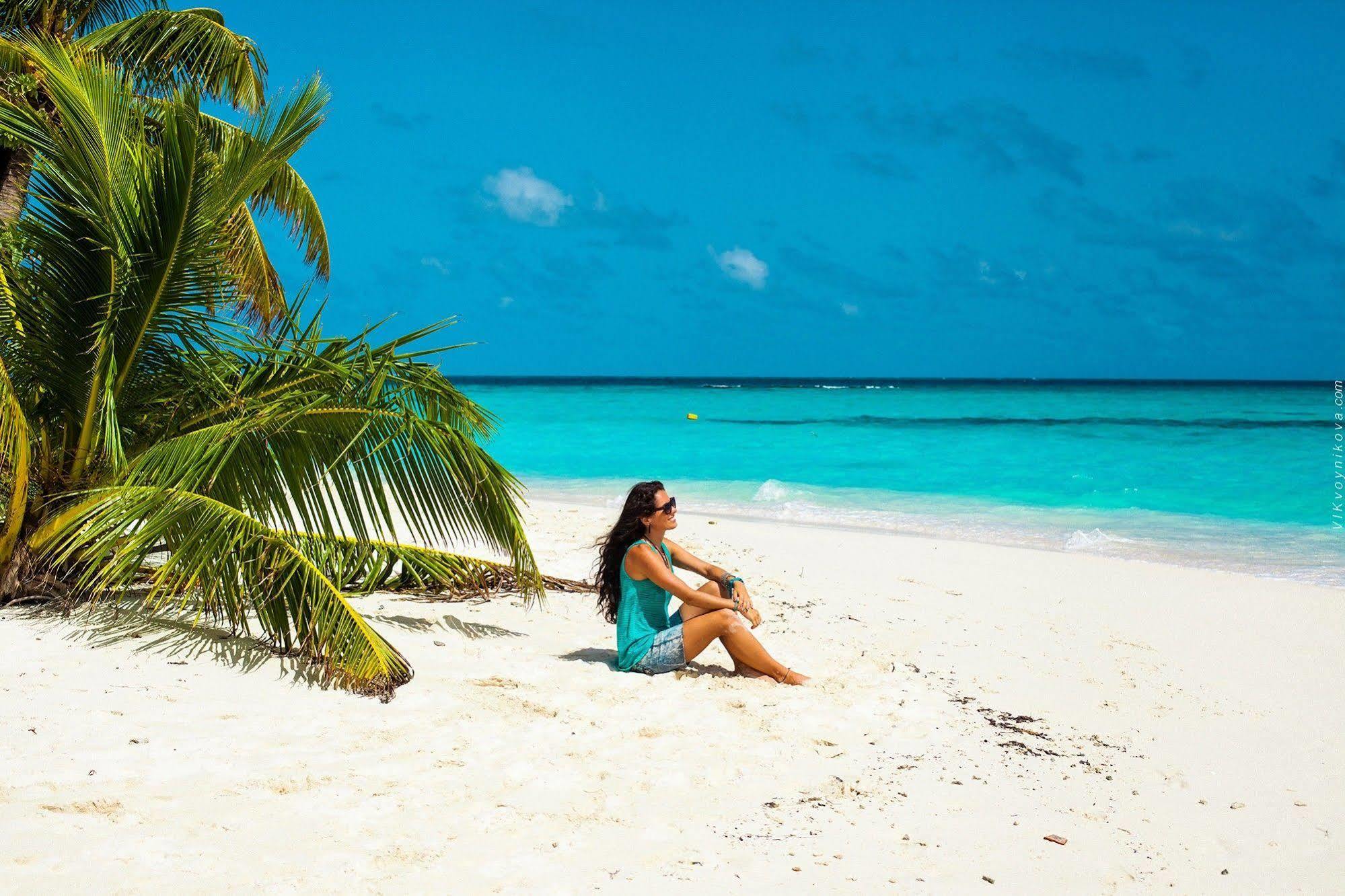 Stingray Beach Inn Maafushi Exterior foto